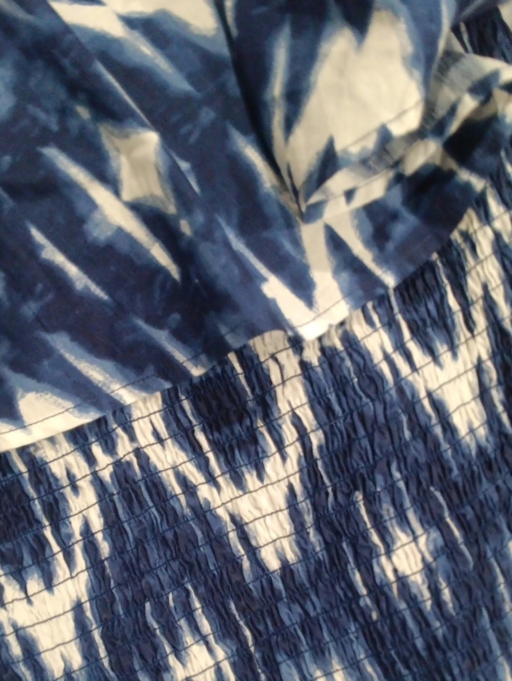 ASHRO DRESS - Picture 2 of 4